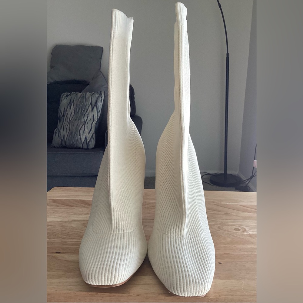 Fabulous cream bootie